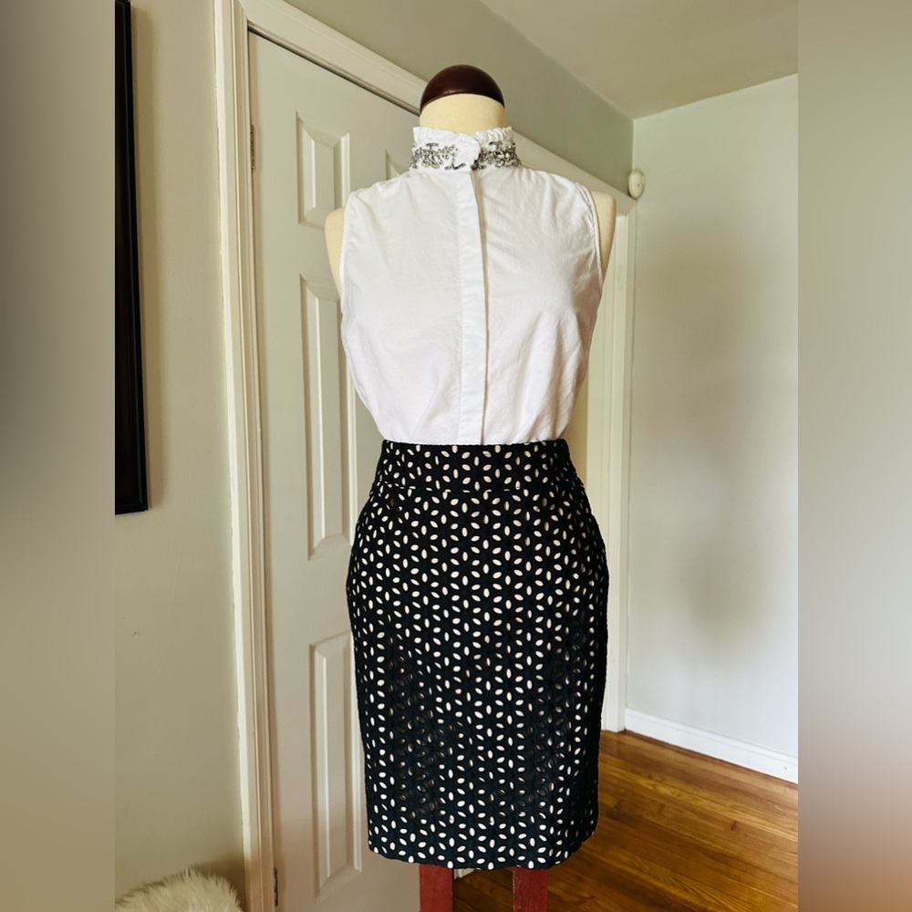 LOFT by Ann Taylor Eyelet Skirt with Nude Underlay